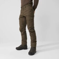 FJÄLLRÄVEN BARENTS PRO HUNTING TROUSERS M Herren - Trekkinghose 22 FJÄLLRÄVEN BARENTS PRO HUNTING TROUSERS M Herren - Trekkinghose -Outdoor-Bekleidungsgeschäft 5637684539 e barents pro hunting trousers m fjaellraeven 24