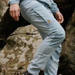 FJÄLLRÄVEN ABISKO MIDSUMMER TRS W REG Damen - Trekkinghose 16 FJÄLLRÄVEN ABISKO MIDSUMMER TRS W REG Damen - Trekkinghose -Outdoor-Bekleidungsgeschäft 5637912282 j abisko midsummer trs w reg fjaellraeven 24