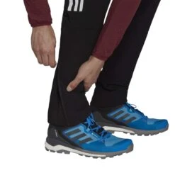 ADIDAS TECHROCK MOUNTAINEERING SOFTSHELL PANTS Herren - Softshellhose 11 ADIDAS TECHROCK MOUNTAINEERING SOFTSHELL PANTS Herren - Softshellhose -Outdoor-Bekleidungsgeschäft 5637915364 c terrex techrock mountaineering softshell pants adidas 24