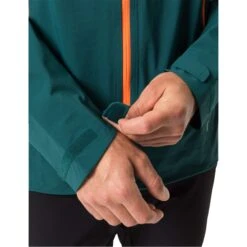 VAUDE ME SIMONY 2,5L JACKET IV Herren - Regenjacke 22 VAUDE ME SIMONY 2,5L JACKET IV Herren - Regenjacke -Outdoor-Bekleidungsgeschäft 5638012573 d me simony 25l jacket iv vaude 24